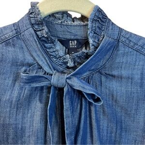 Gap Raw Hem Ruffle Neck Denim Shirt Size XS